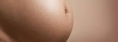 femme-enceinte-ventre