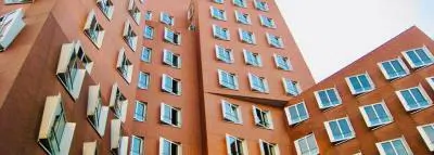immeuble-logements-fenetres-sur-cour